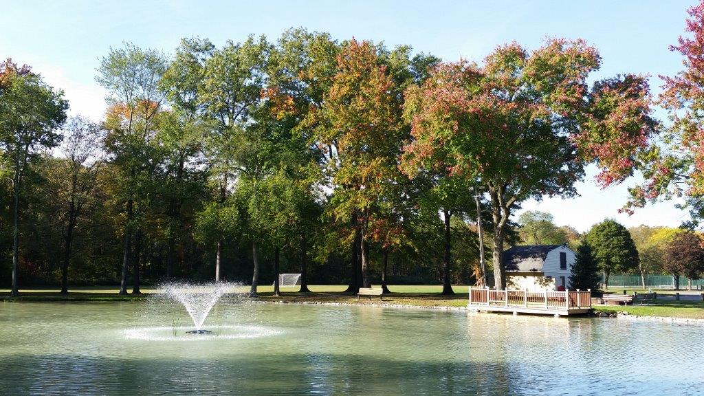 Lake at Greenview Park